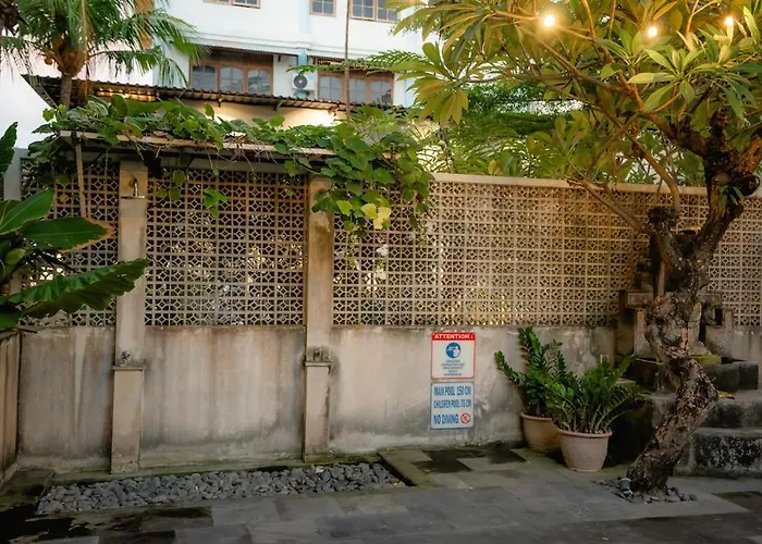 Palm Garden *